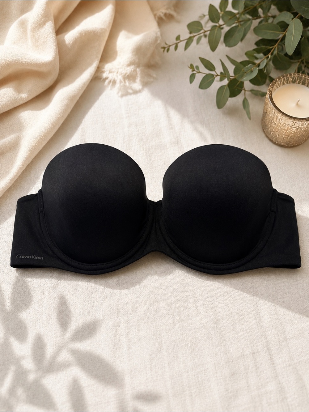 Calvin Klein Strapless T-Shirt Bra Black 36D Underwire Convertible Smooth Cups